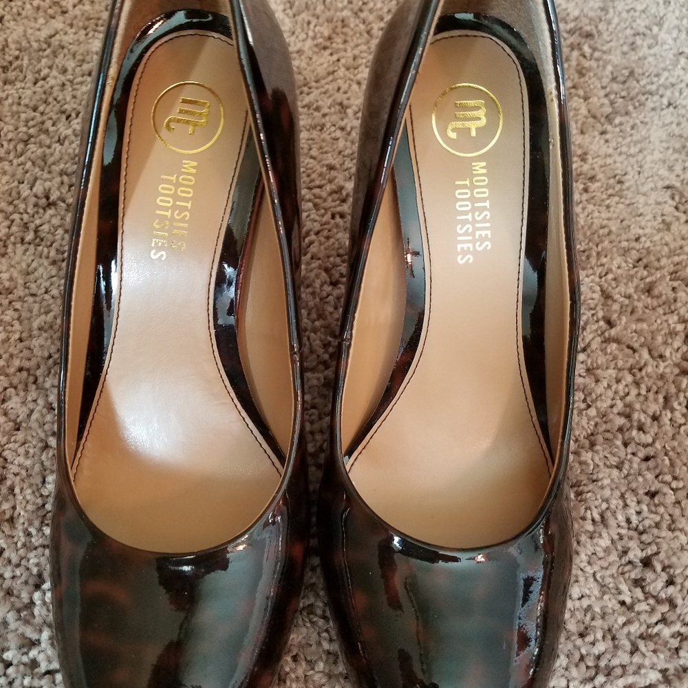 Women's slip-on pumps
